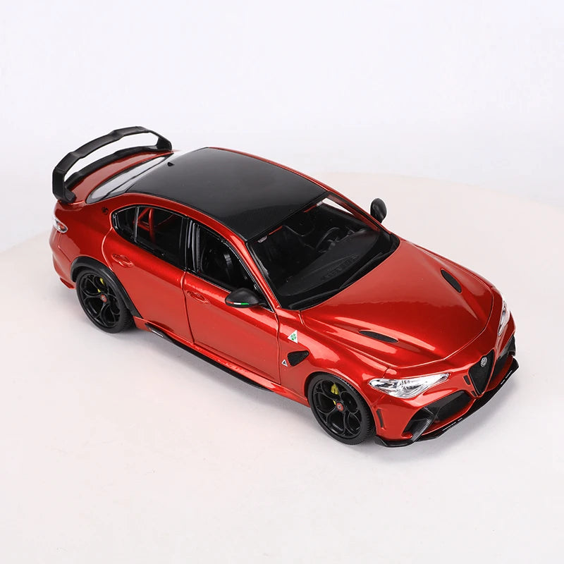 1:18 Alfa Romeo Giulia GTAm Diecast Model Car – Fully Functional Alloy Replica