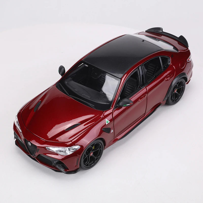 1:18 Alfa Romeo Giulia GTAm Diecast Model Car – Fully Functional Alloy Replica