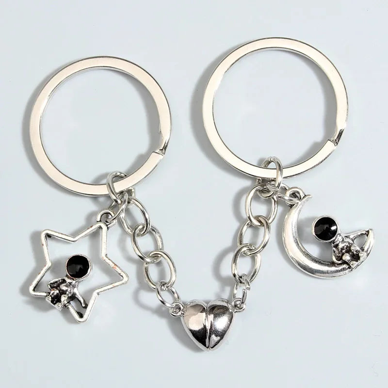 πͺ Couple Astronaut Keychain Set β For Space-Loving Souls π