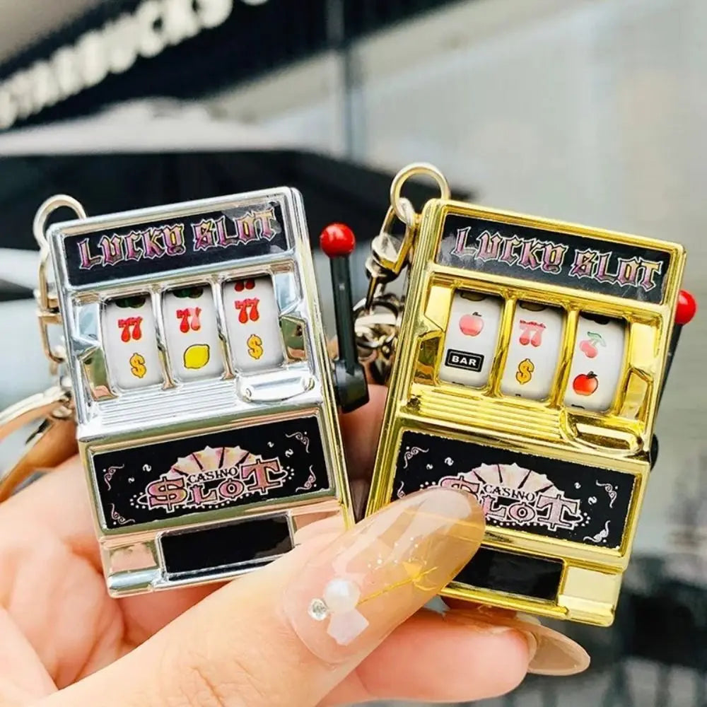 🎰✨ "LuckySpin™ Mini Slot Machine Keychain" ✨🔑
