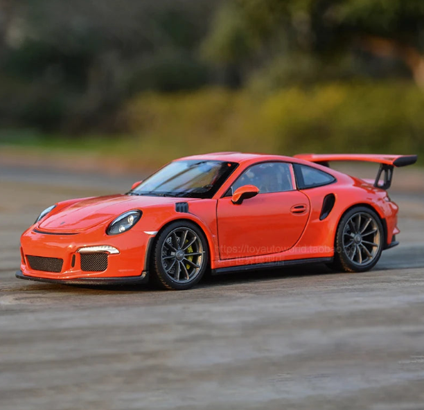 π Porsche 911 GT3 RS Diecast Model β 1:18 Scale π