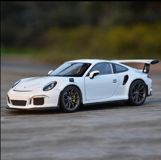 π Porsche 911 GT3 RS Diecast Model β 1:18 Scale π