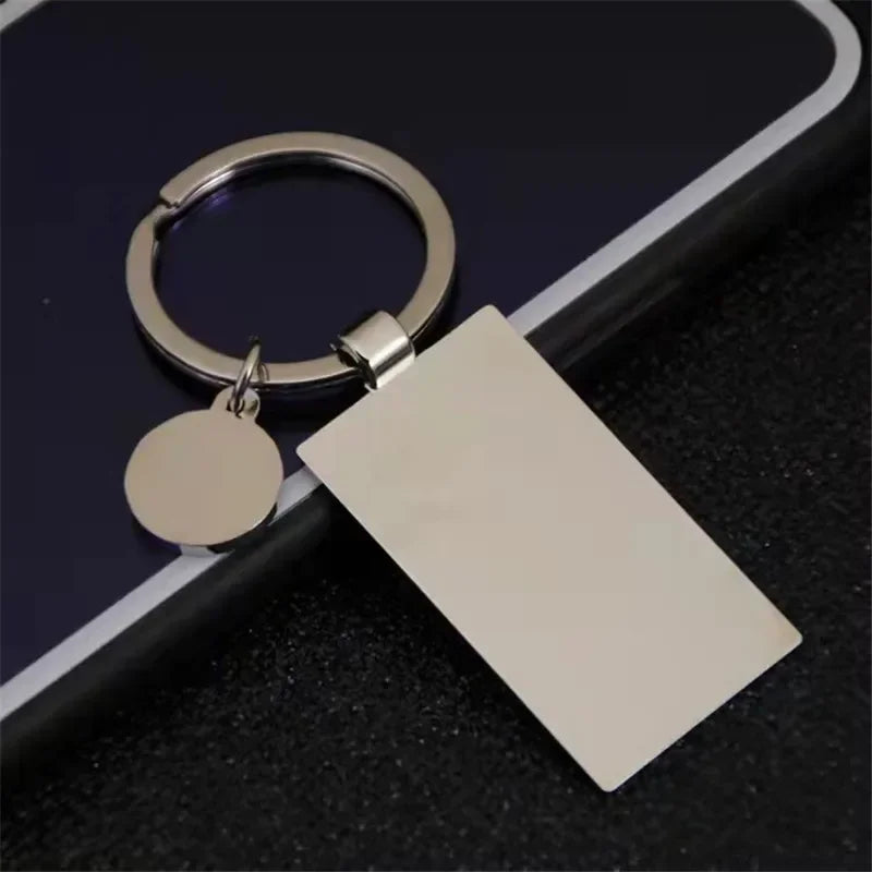 ⚽ Football Field Keychain – For True Soccer Fans! 🟢