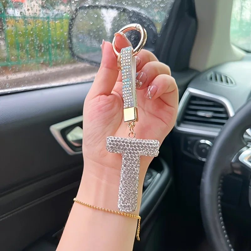 ✨ Sparkling Letter Keychain – Rhinestone Initial Charm ✨