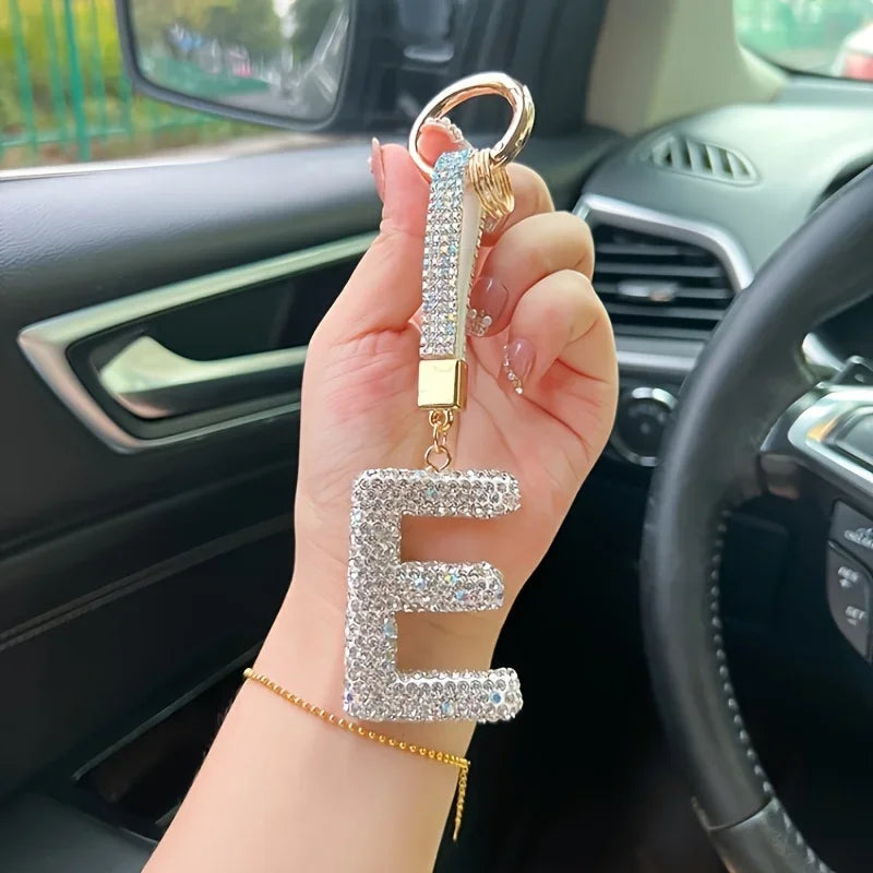 ✨ Sparkling Letter Keychain – Rhinestone Initial Charm ✨