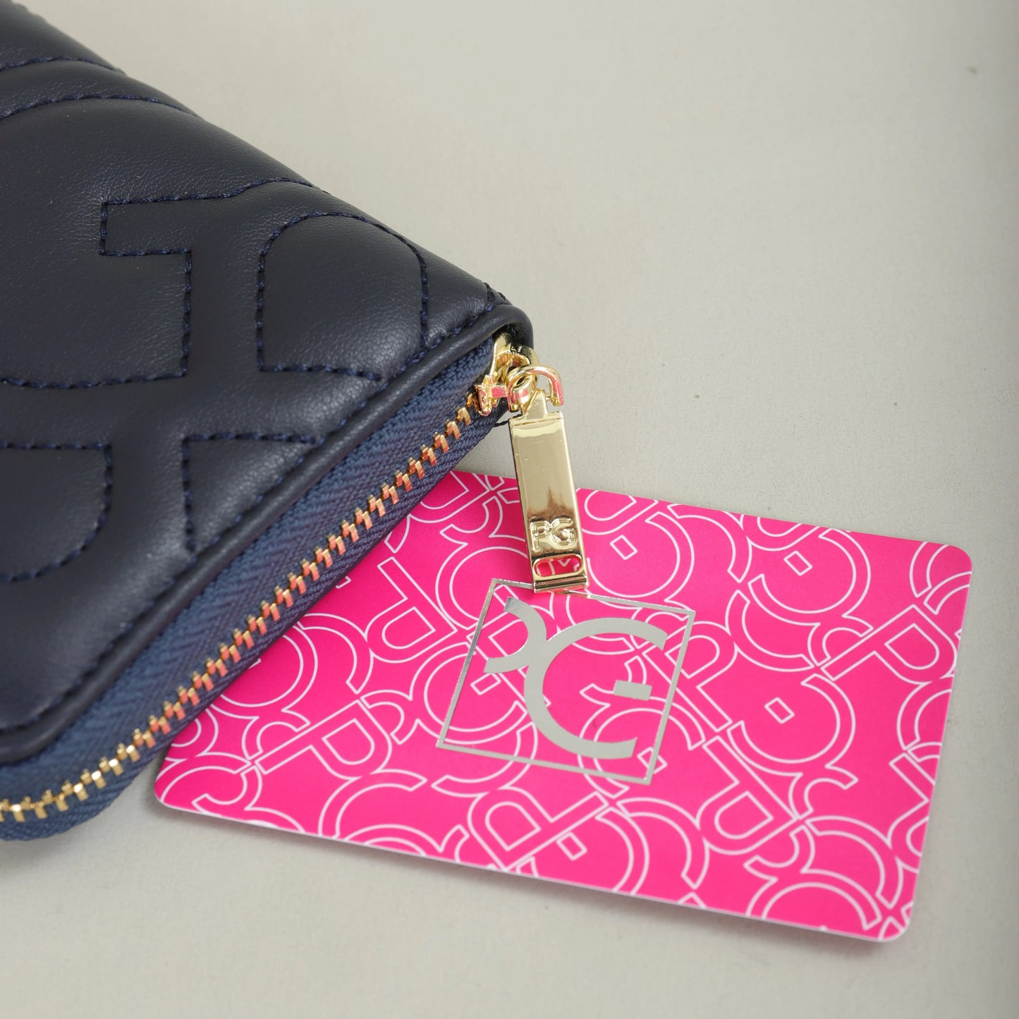 🖤 Quilted Midnight Blue Leather Wallet – Chic & Compact