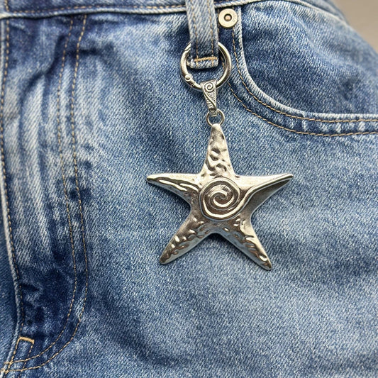 🧜‍♂️ Starfish Spiral Keychain – Ocean Vibes Accessory 🌊✨