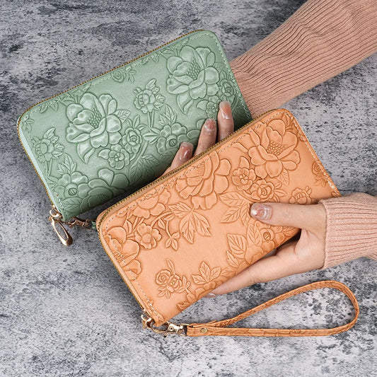 🌸✨ Elegant Floral Embossed Zipper Wallet ✨🌸