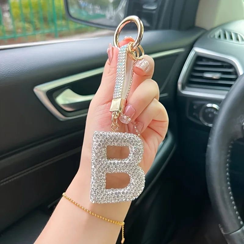 ✨ Sparkling Letter Keychain – Rhinestone Initial Charm ✨